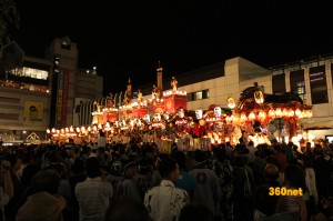 うちわ祭 初叩き合い